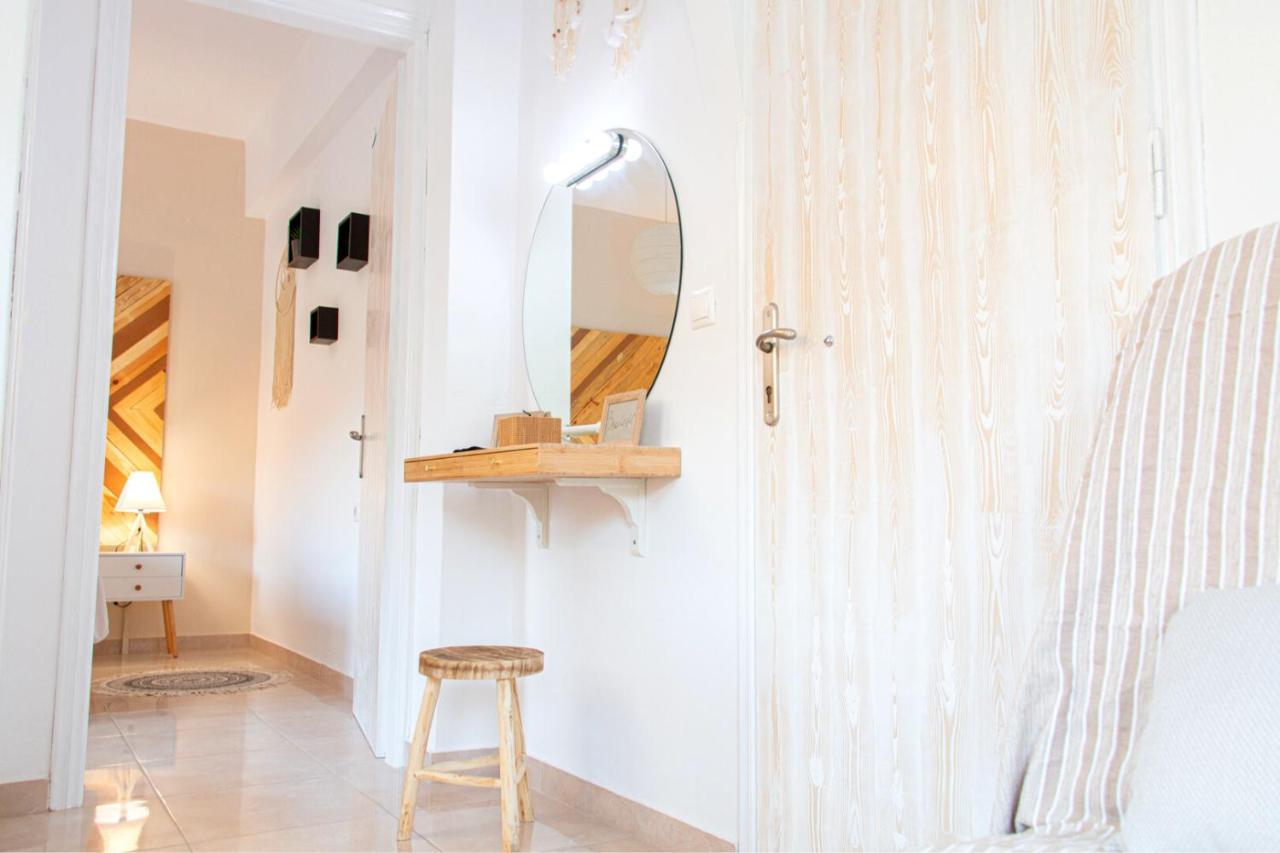 Summer Feel Suites Poros Town ภายนอก รูปภาพ